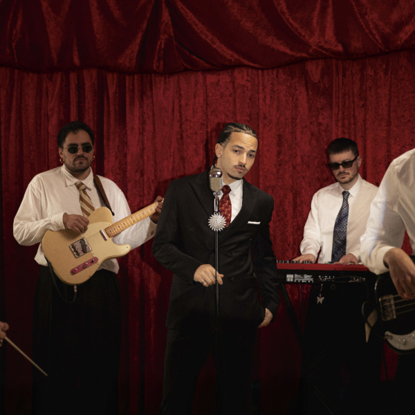 THEO JUICE AND THE SEXY MUSIC LIVE BAND - LA BULLE CAFE - LILLE - mer. 09/12/26 &agrave; 20H30